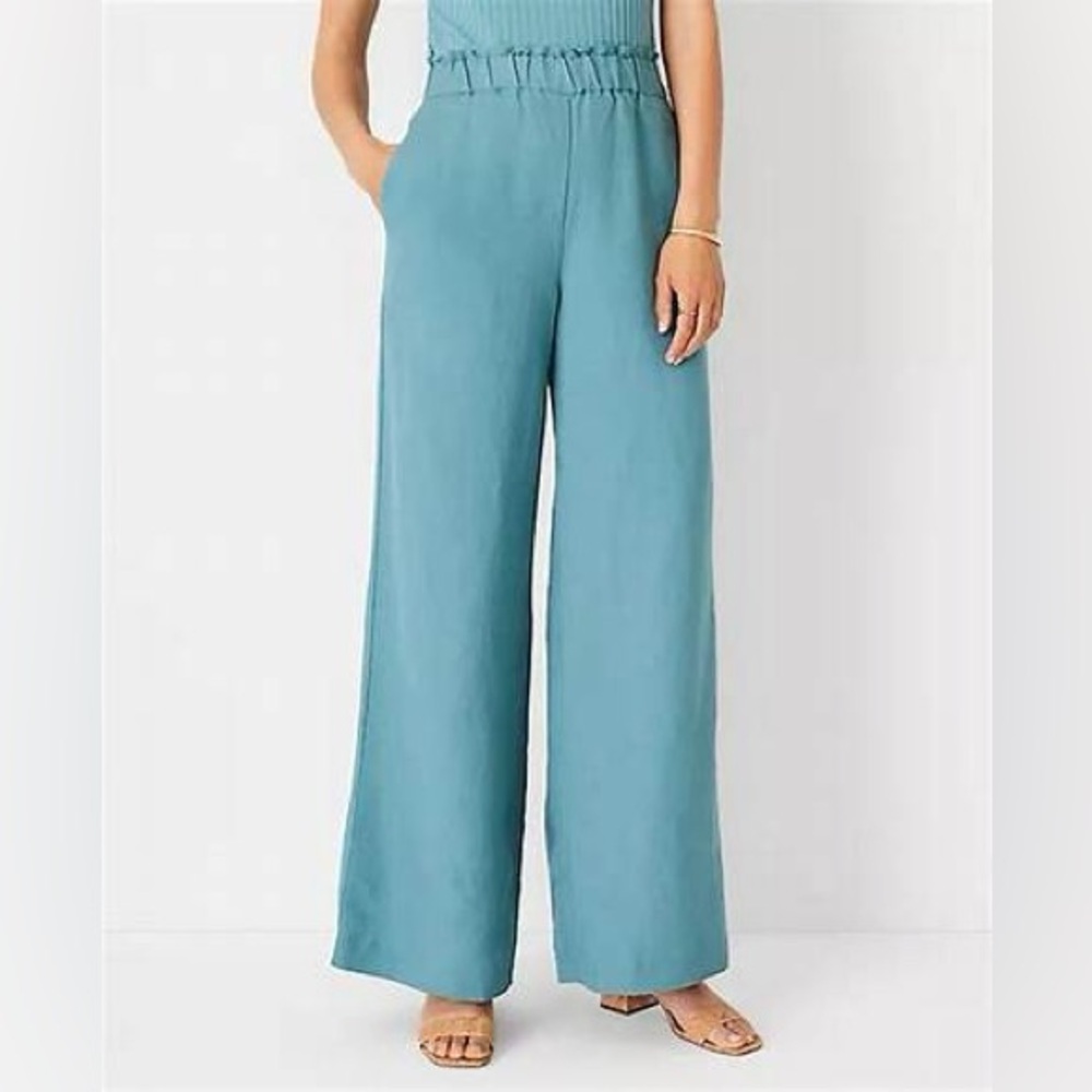 NWT Ann Taylor Pull on Palazzo Pant in Linen Blend - med in perfect light blue